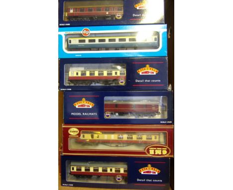 Bachmann, Airfix, and GMR, eighteen assorted passenger coaches: various liveries, all boxed.