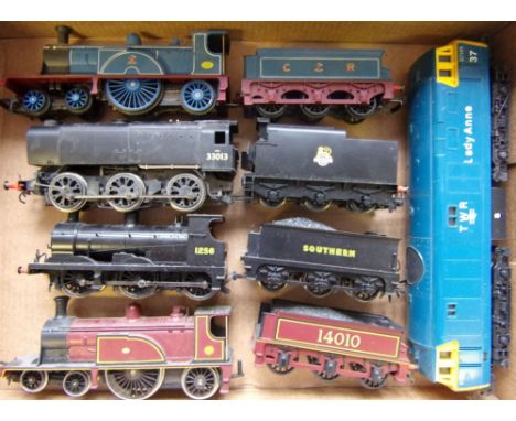 Hornby and Bachmann, a 4-2-2 locomotive No 123 with six wheel tender in Caledonian blue livery: a 4-2-2 locomotive no 14010 w