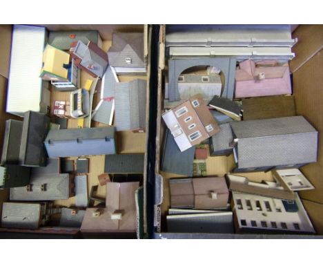 Bachmann and others, a collection of assorted resin trackside buildings: including stations, warehouses etc, all unboxed.