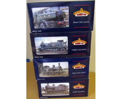 Bachmann, an 0-6-0 tank locomotive No 6752 in GWR green livery: a 2-6-2 tank locomotive No 5555 in GWR green livery, an 0-6-0