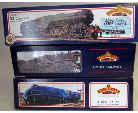 Bachmann, a 2-4-2 locomotive No 60807 with six wheel tender in BR black livery: a 4-6-2 locomotive No 60009 'Union of South A