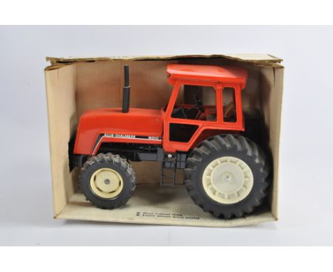 Ertl 1/16 Allis Chalmers 8010 Tractor. NM in VG to E Box.