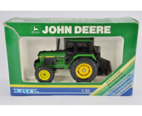 Ertl 1/32 John Deere 3350 Tractor. M in F Box.