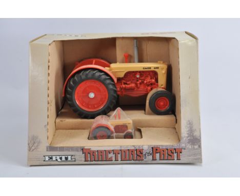 Ertl 1/16 Case 600 Tractor in a set with 1/43 version. NM to M in VG to E Box.