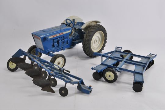 ford 4000 toy tractor