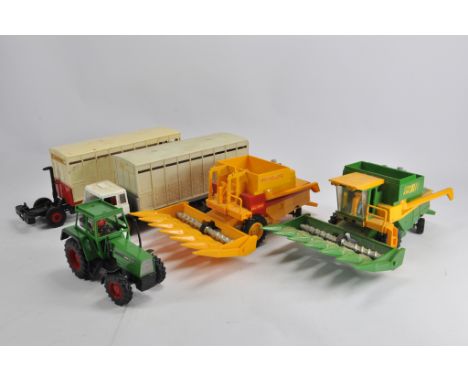Britains Tractor and Vehicle group. F to G. (5)