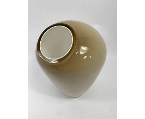 A mid 20th century Michael Boehm for Schott Zwiesel light brown glass vase, of abstract design, 43cm high