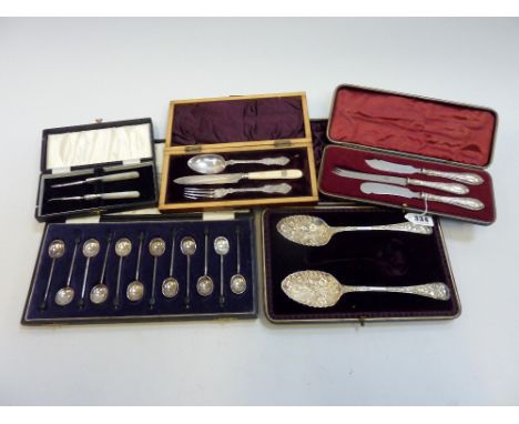 A GROUP OF CASED SILVER AND PLATE, to include a set of twelve 'Bean' handle coffee spoons, Sheffield 1921, Victorian moulded 