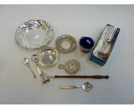 A GROUP OF VARIOUS VICTORIAN AND EDWARDIAN SILVER WARES, to include an embossed draining spoon, pierced bon bonnier, embossed