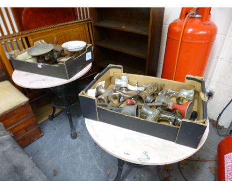 TWO BOXES OF ASSORTED KITCHEN SCALES, and mincers