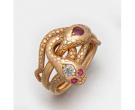 Schlangenring Gelbgold, gest. 14 ct.; Besetzt mit Diamantrosen und taubenblutroten Rubinen. Gew. ca. 8,40 g. A snake ring set