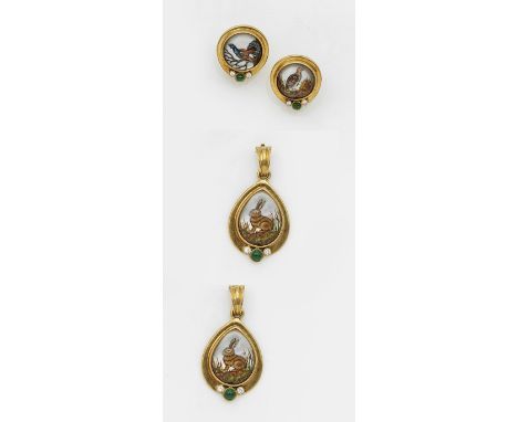 Crystal Essex Jagd-Parure von Armbruster, Seefeld Gelbgold, gest. 750. Anhänger und korrespondierendes Paar Ohrringe. Darstel