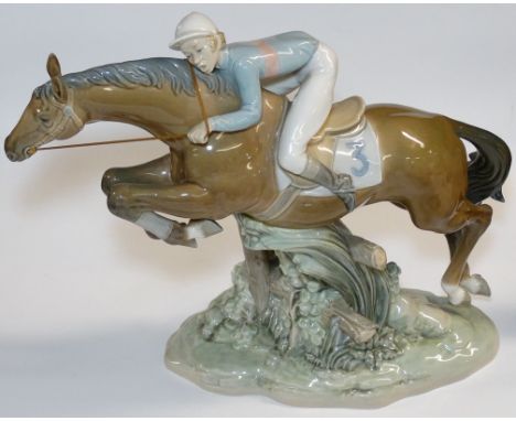 LLADRO LARGE DAISA 1979 FIGURE ACTION HORSE WITH RIDER 