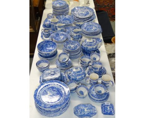 COPELAND SPODE ITALIAN CHINA IN EXCESS OF 150 PIECES 
