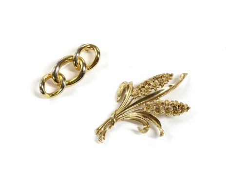 A gold-plated Christian Dior curb link-style brooch, with pin and roller catch, marked Chr.Dior, 50mm long, with Christian Di