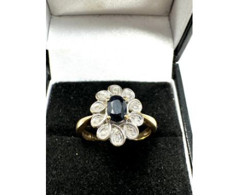 9ct gold diamond &amp; sapphire halo ring (3.4g) 