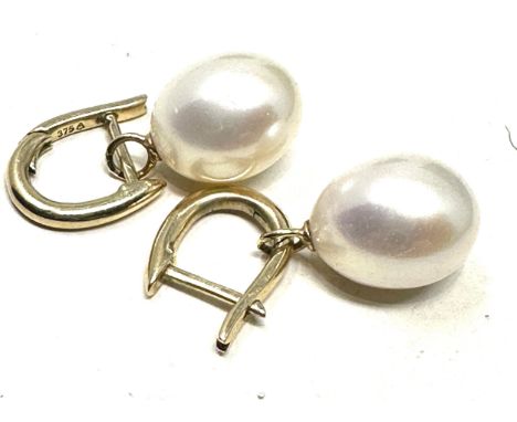 9ct gold cultured pearl drop earrings (6.4g) 