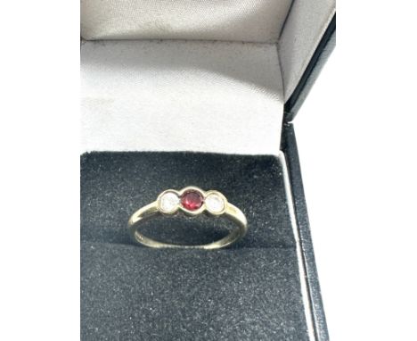 9ct gold garnet &amp; clear gemstone dress ring (2g) 