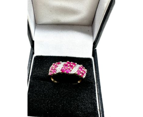 9ct gold diamond &amp; ruby dress ring (2.6g) 