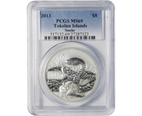 ﾄｹﾗｳ (Tokelau) / 十二支干支動物 巳年蛇図 5ﾄﾞﾙ銀貨 2013年 / 完全未使用 / Year of the Snake 5 Dollars Silver / BU / PCGS MS69 / 31.10g / 38.60mm /