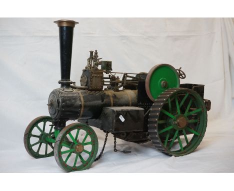 7 inch gauge steam engine in black livery with green detail, attic find in need of a clean but otherwise appears to be vg, we