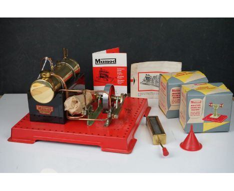 Boxed Mamod SE3 Twin Cylinder Superheater Steam Engine in gd condition, with accessories, plus 2 x boxed Mamod Miniature Grin