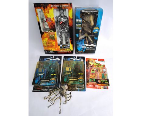 Trendmasters Independence Day ID4 Sealed Action figures Shocktrooper, Science Officer, opened Supreme Commander, with Mars At