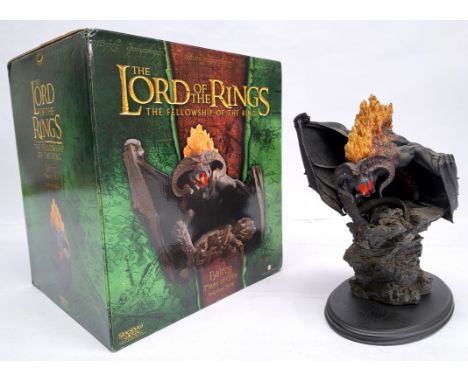 Sideshow Weta Lord of the Rings The Fellowship of the Ring - Balrog Flame Of Udin Polystone Statue. Good plus to excellent.