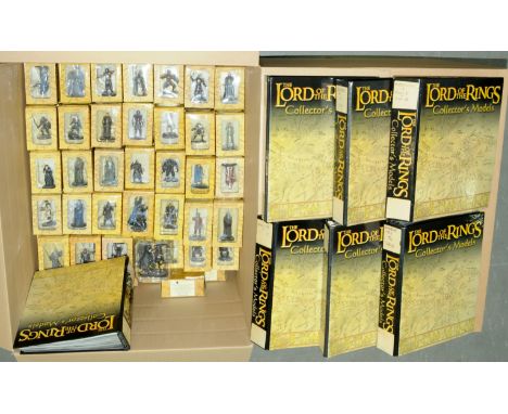 Eaglemoss The Lord of the Rings Collectors Models x144, with issues 1 - 140 (missing issues 62 &amp; 63) of the magazine, wit