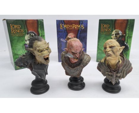 Sideshow Weta Lord of the Rings (Return of the King) - Wounded Orc, Orc overseer, Moria Orc Swordsman 1/4 scale polystone bus