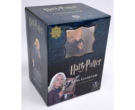 Gentle Giant Harry Potter Luna Lovegood Convention Exclusive Bust New #0739/1000. Sealed contents Excellent plus to Near Mint