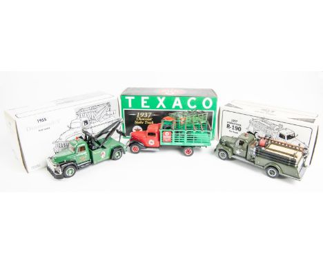 10 First Gear 1:34 scale Trucks. Mack R Model Mixer, Triangle. 2x 1960 B-Model Pumper. 2x 1960 Model B Pumpers, both TEXACO. 