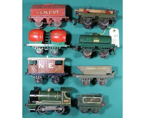 7x Hornby Series O gauge items. No.1 (early body) clockwork GWR 0-4-0 tender locomotive, 2449, with long splashers and in lin