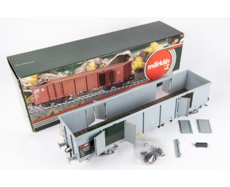 Marklin Gauge One (Spur 1), 45mm, German outline freight wagon (5885). A Gondola SBB wagon in grey. Boxed, some wear/damage. 