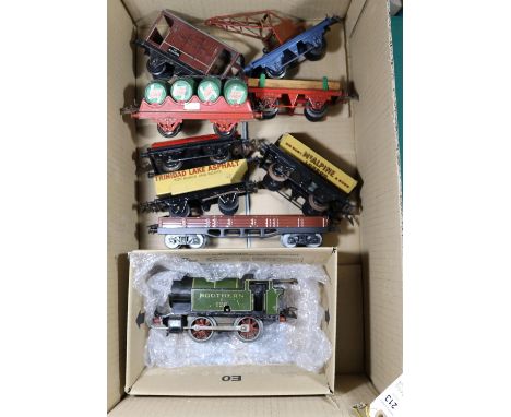 9x Hornby Series O gauge items. No.101 SR 0-4-0T locomotive, E126, in lined green livery. Together with 8x freight wagons; Fr