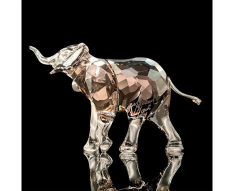 Annual edition part of the Elegance of Africa trilogy and shimmers in a special coating. Signed by artist on side Swarovski e
