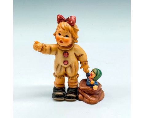 Part of the M.I. Hummel Club Clowning Around Series, First Edition is an adorable young girl pointing at all that she sees. G