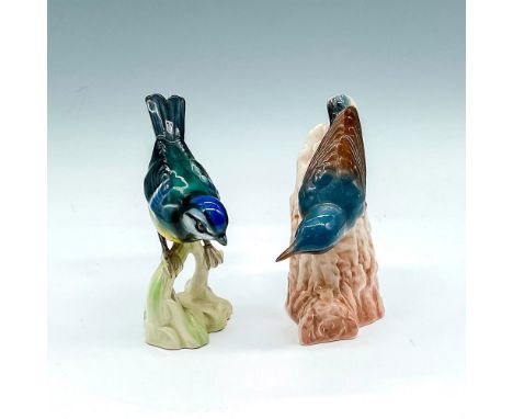Brightly colored glazed Nuthatch (1967) with orange under body 2.5"L x 2.75"W x 4.25"H and Wagner (2912) colored in blue, gre
