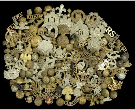 Infantry Badges. A selection of Infantry badges including Dorset, Gloucestershire, Norfolk, Manchester, Royal Fusiliers, High