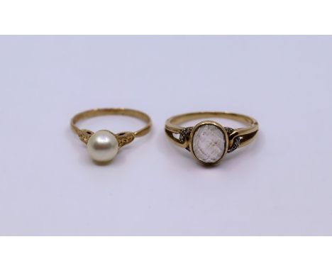 A 9ct pearl ring and a 9ct mounted light amethyst ring&nbsp;