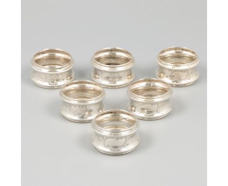 6-piece set of silver finger cloth rings. Equipped with engraved decorations and pearl rims. Netherlands, early 20th century,