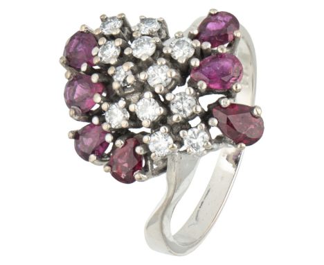 Vintage 14K. white gold ring set with approx. 1.68 ct. natural ruby ​​and approx. 0.36 ct. diamond. Hallmarks: 585, 048. Set 