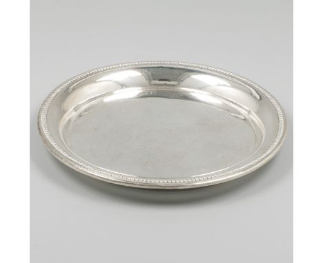 Bottle tray silver. Beautiful sleek model with pearl edge decoration. The Netherlands, second half of the 19th century (possi