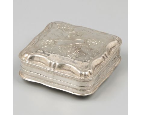 Peppermint box silver. Square model with engraved decorations and initial cartouche. Netherlands, Schoonhoven, Cornelis monte