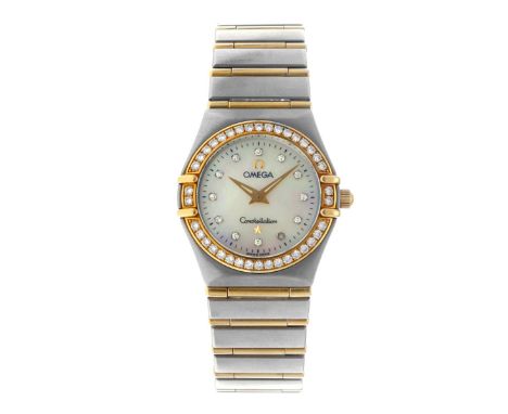 Omega Constellation 1267.75.00 - Ladies watch - approx. 2002. Case: gold/steel (18 kt.) - bracelet: gold/steel (18 kt.) - qua