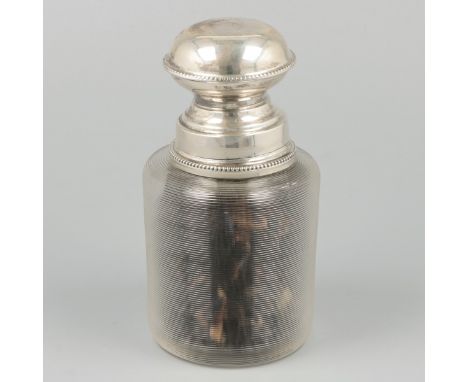Tea caddy silver. Beautiful model with convex cap and pearl rims. Pot made of wire glass. Netherlands, Arnhem, J.H. Rutgers, 