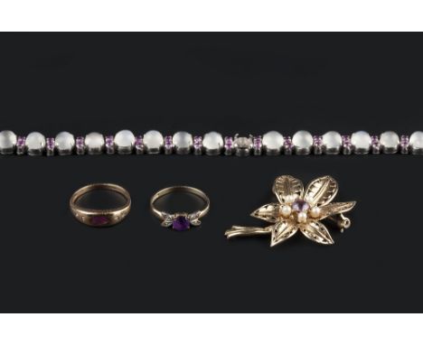 A COLLECTION OF GEM SET JEWELLERY, comprising a moonstone and ruby set line bracelet (one stone deficient), a cultured pearl 