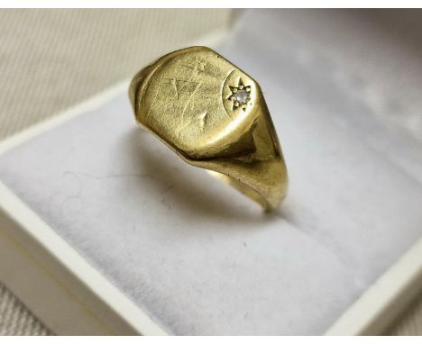 9ct Gold &amp; Diamond Signet Ring, 5.1g &amp; size R