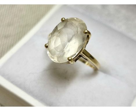 10ct Gold Large Stone Dress Ring, size J+0.5 &amp; 3.15g