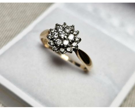 9ct Gold &amp; Diamond Cluster Ring, Stamped .50ct. Size R &amp; weighs 3.2g